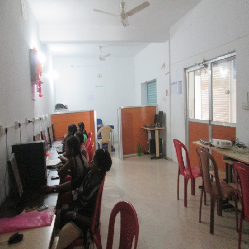 Computer Lab-2 Inside